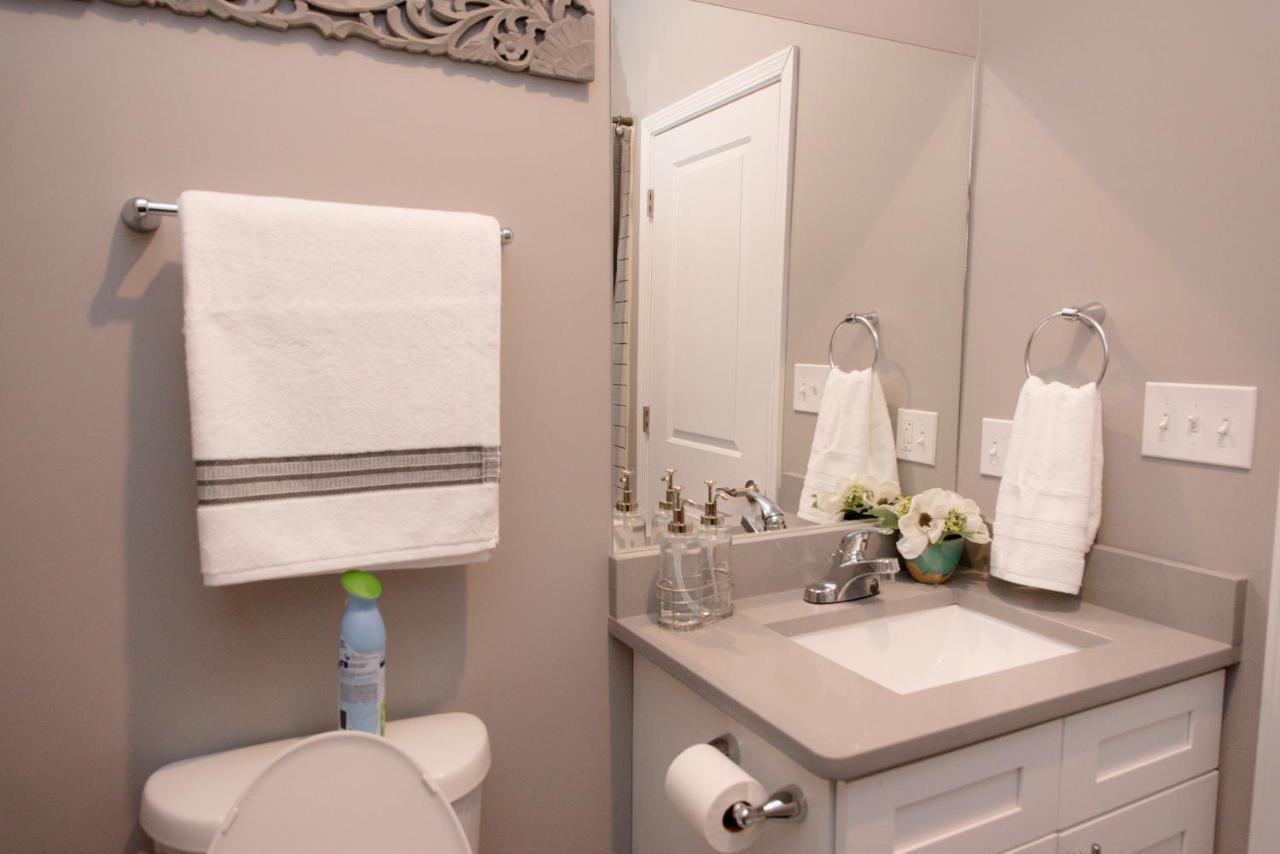 Luxurious Stay At Modern Apartment With Self Check-In Mins Frm Downtown Chicago Exterior photo
